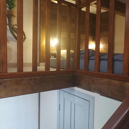 Apartmán Chorni Vivtsy Černovice Exteriér fotografie